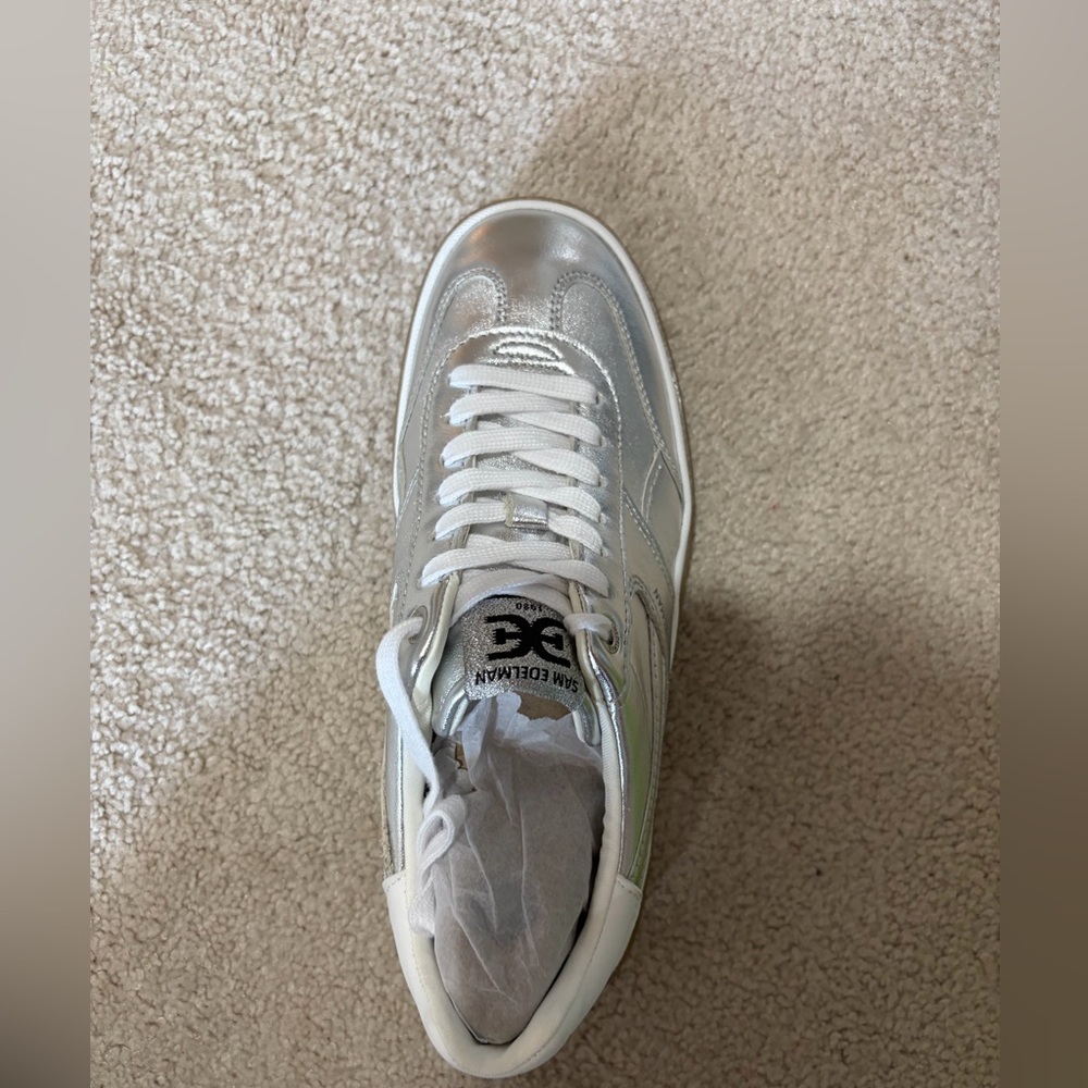 NEWSam Edelman Silver White Lace-Up Sneaker